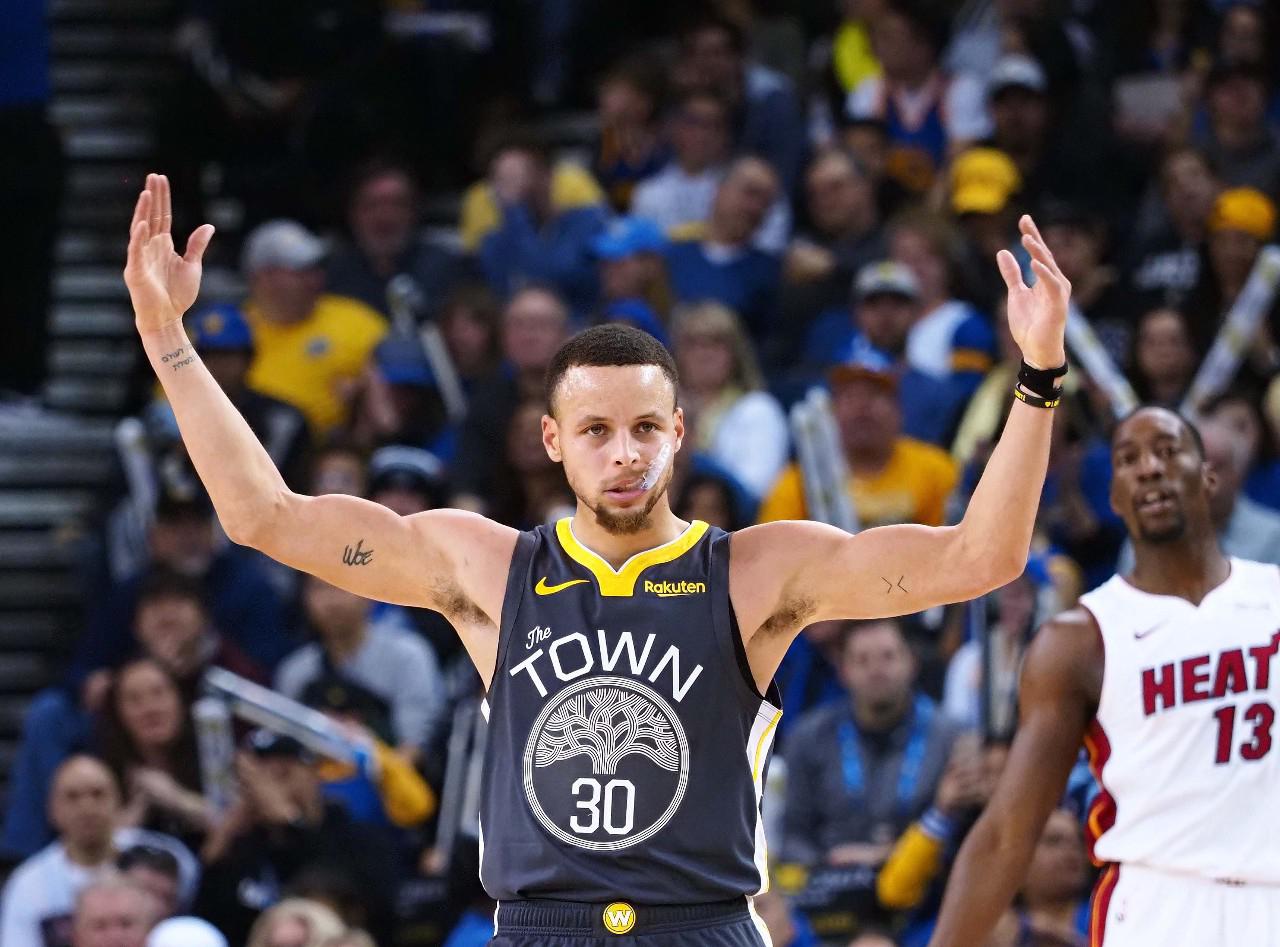 进入决赛 进入决赛