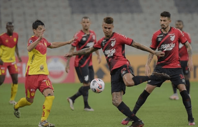 上半场结束 上半场结束